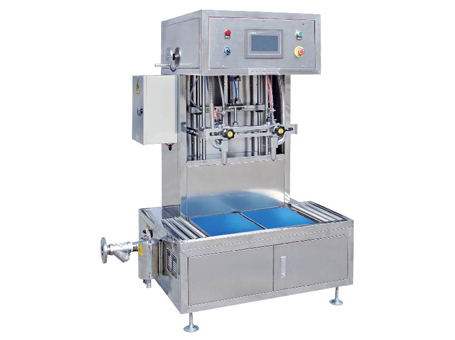 定制食用油灌装机需要满足有什么条件呢