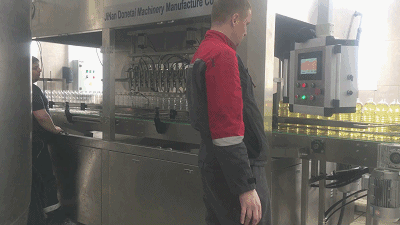 食用油灌装机维修小技巧